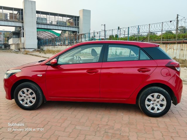 Second-hand 2015 Hyundai i20 Magna 1.2 for sale in Kolkata-4