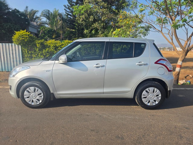 Second-hand 2012 Maruti Suzuki Swift VXI for sale in Kolhapur-2