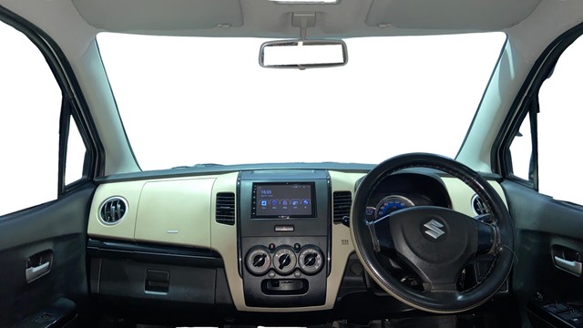 Second-hand 2018 Maruti Suzuki Wagon R AMT VXI for sale in Surat-21