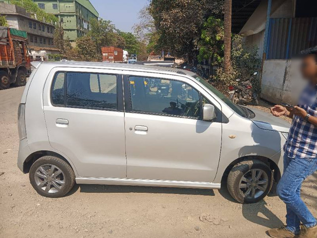 Second-hand 2018 Maruti Suzuki Wagon R AMT VXI Plus Option for sale in Panvel-3