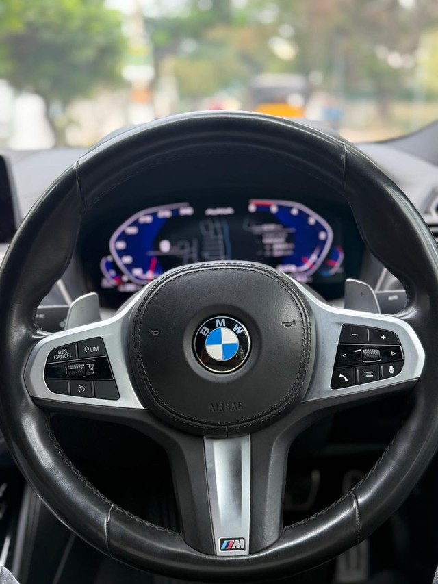 Second-hand 2020 BMW X4 M Sport X xDrive30d for sale in Coimbatore-6