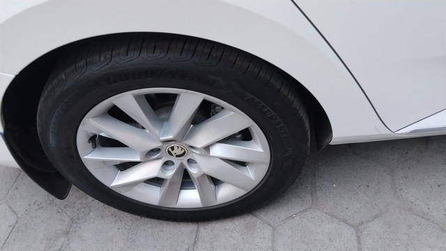 Second-hand 2019 Skoda Superb LK 2.0 TDI AT for sale in Coimbatore-5