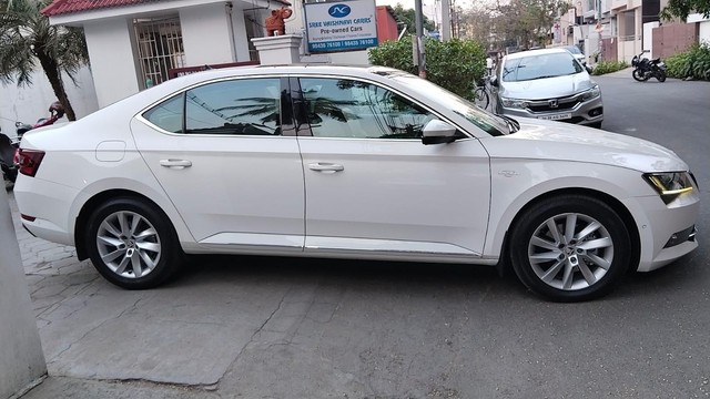 Second-hand 2019 Skoda Superb LK 2.0 TDI AT for sale in Coimbatore-6