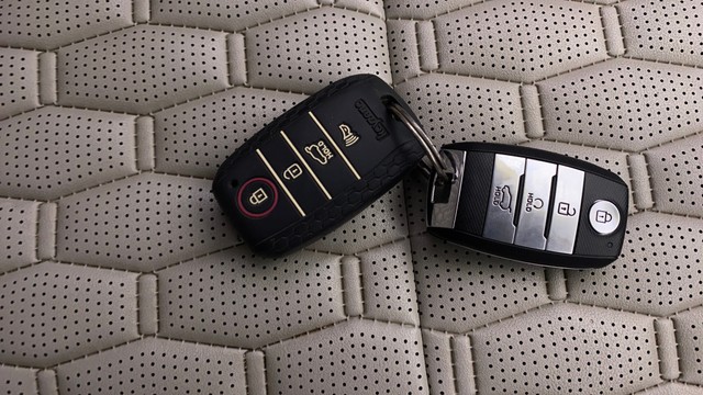 Kia Seltos HTX IVT G Second-hand 2020 Kia Seltos HTX IVT G for sale in Chennai-10