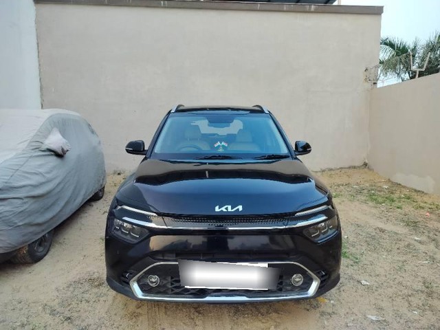 Kia Carens Luxury Plus Diesel 7Str BSVI Second-hand 2022 Kia Carens Luxury Plus Diesel 7Str BSVI for sale in Sanand-0