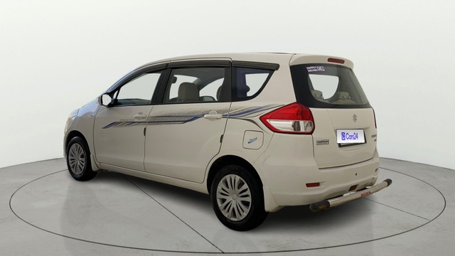 Second-hand 2015 Maruti Suzuki Ertiga VDI for sale in Ahmedabad-4