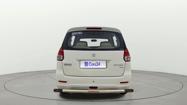 Second-hand 2015 Maruti Suzuki Ertiga VDI for sale in Ahmedabad-3