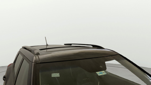 Second-hand 2023 Mahindra XUV300 W8 BSVI for sale in Greater Noida-32