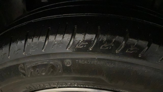 Second-hand 2023 Mahindra XUV300 W8 BSVI for sale in Greater Noida-4