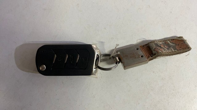 Second-hand 2023 Mahindra XUV300 W8 BSVI for sale in Greater Noida-5