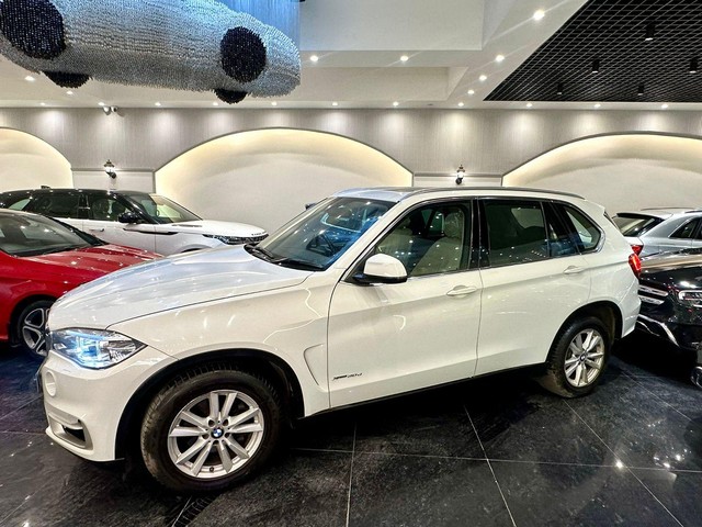 Second-hand 2016 BMW X5 xDrive 30d Expedition for sale in New Delhi-6