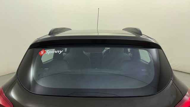 Second-hand 2017 Renault KWID 1.0 AMT RXT for sale in Mysore-30