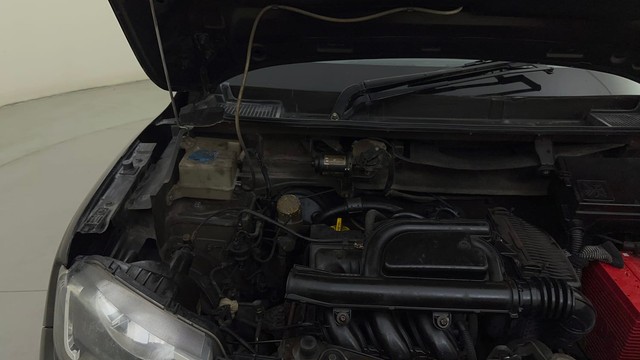 Second-hand 2017 Renault KWID 1.0 AMT RXT for sale in Mysore-35