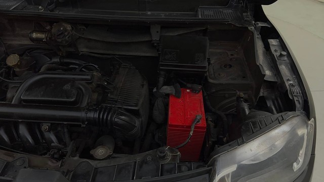 Second-hand 2017 Renault KWID 1.0 AMT RXT for sale in Mysore-34