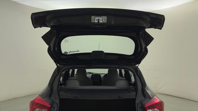 Second-hand 2017 Renault KWID 1.0 AMT RXT for sale in Mysore-37