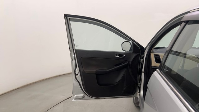 Second-hand 2016 Tata Zest Revotron 1.2 XT for sale in Pune-23