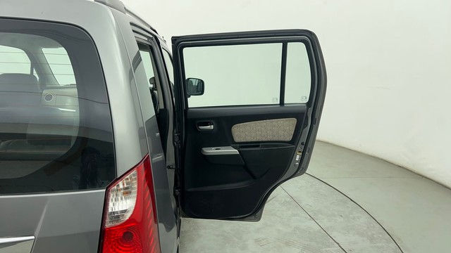 Second-hand 2016 Maruti Suzuki Wagon R VXI 1.2 for sale in Chennai-25