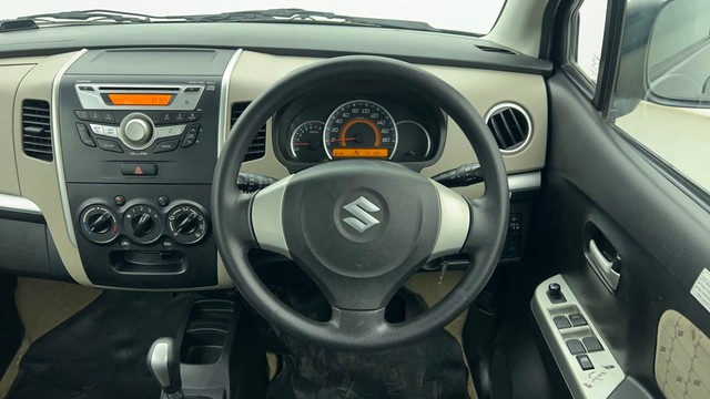 Second-hand 2016 Maruti Suzuki Wagon R VXI 1.2 for sale in Chennai-37