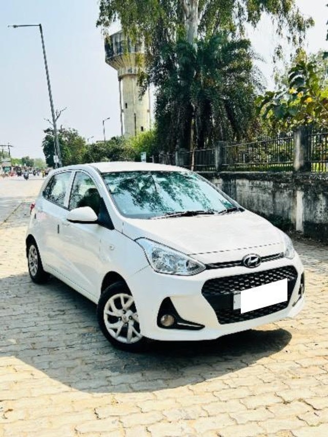 Second-hand 2017 Hyundai Grand i10 Magna for sale in Etawah-8