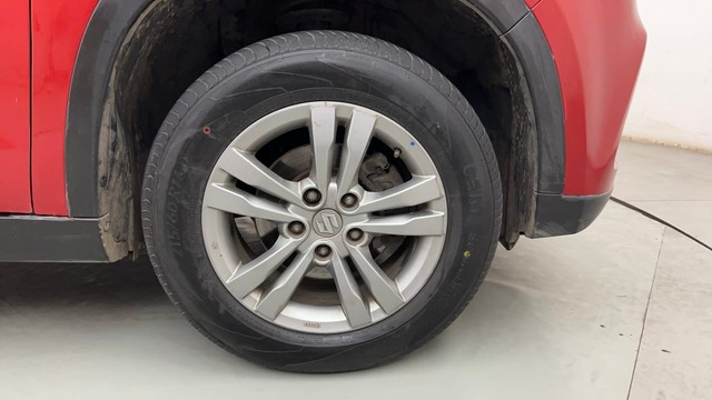 Second-hand 2016 Maruti Vitara Brezza ZDi for sale in Mumbai-17