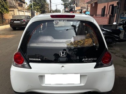 Second-hand 2014 Honda Brio S MT for sale in Bhopal