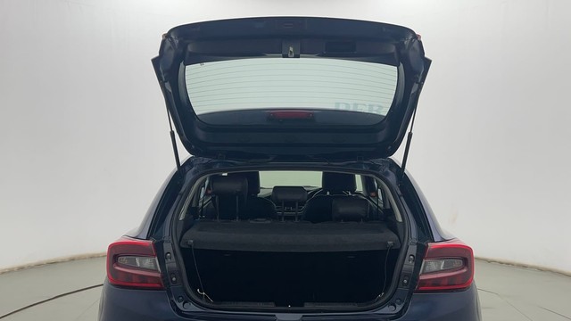 Second-hand 2023 Maruti Suzuki Baleno Zeta for sale in Kolkata-9