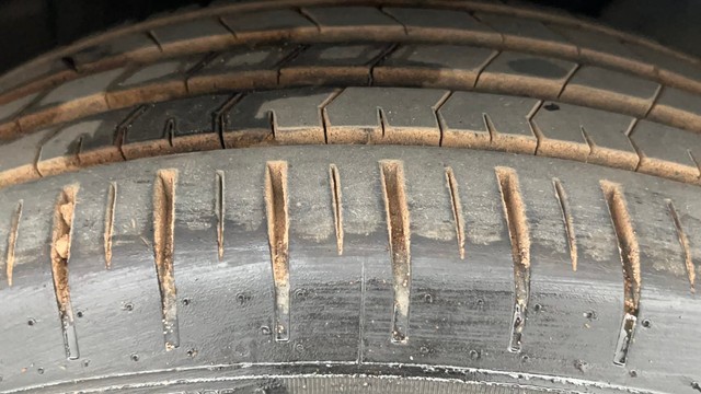 Second-hand 2023 Maruti Suzuki Baleno Zeta for sale in Kolkata-33