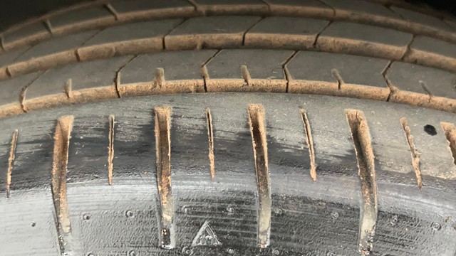 Second-hand 2023 Maruti Suzuki Baleno Zeta for sale in Kolkata-23