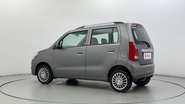 Second-hand 2017 Maruti Suzuki Wagon R VXI for sale in Ahmedabad-5