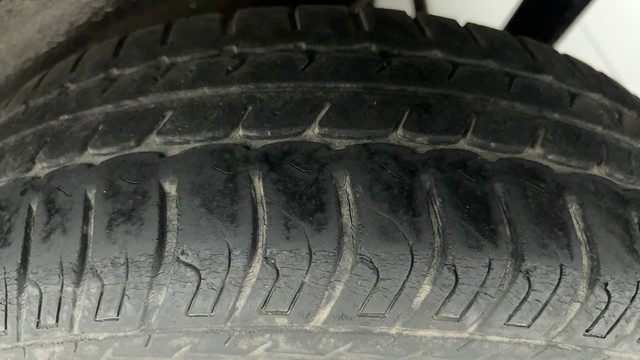 Second-hand 2017 Maruti Suzuki Wagon R VXI for sale in Ahmedabad-34