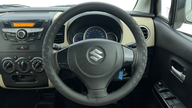 Second-hand 2017 Maruti Suzuki Wagon R VXI for sale in Ahmedabad-28