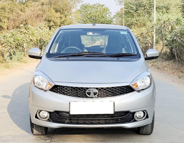 Second-hand 2017 Tata Tiago 1.2 Revotron XZ for sale in Ahmedabad-5