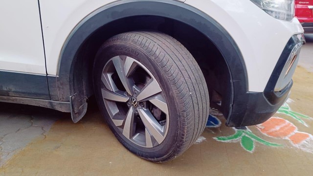 Second-hand 2021 Volkswagen Taigun 1.0 TSI Topline BSVI for sale in Coimbatore-6