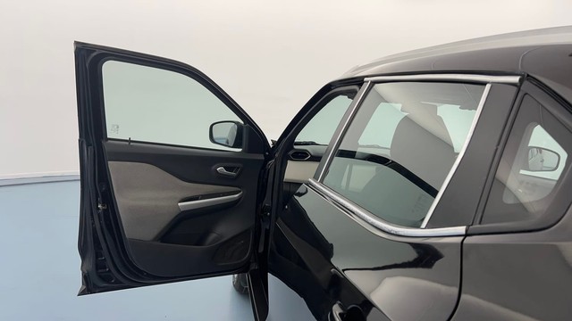 Second-hand 2024 Nissan Magnite XL for sale in Lucknow-31