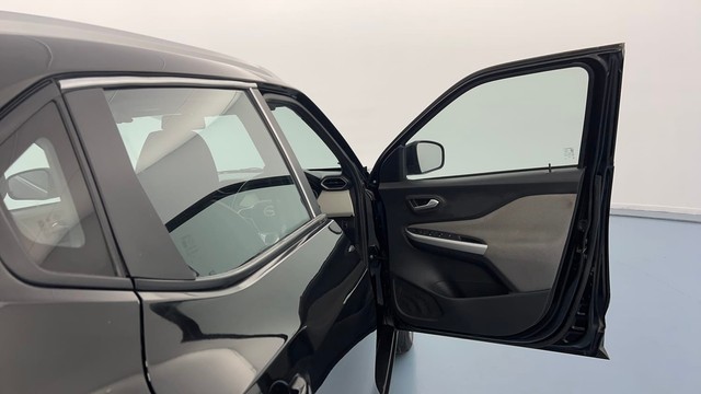 Second-hand 2024 Nissan Magnite XL for sale in Lucknow-16