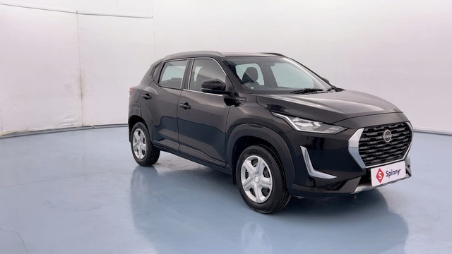 Second-hand 2024 Nissan Magnite XL for sale in Lucknow-1