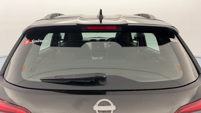 Second-hand 2024 Nissan Magnite XL for sale in Lucknow-30