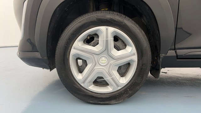 Second-hand 2024 Nissan Magnite XL for sale in Lucknow-20