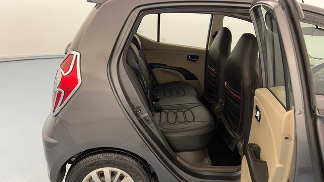 Second-hand 2013 Hyundai i20 Sportz Petrol for sale in Lucknow-33