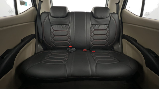 Second-hand 2013 Hyundai i20 Sportz Petrol for sale in Lucknow-31