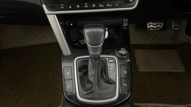 Second-hand 2020 Kia Seltos GTX Plus DCT for sale in Lucknow-12