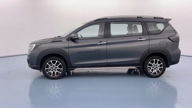 Second-hand 2023 Maruti Suzuki XL6 Zeta for sale in Lucknow-6