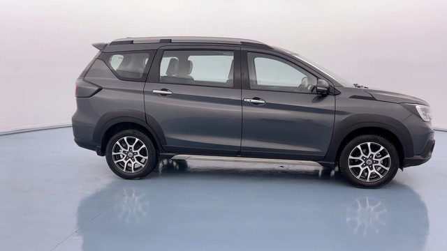 Second-hand 2023 Maruti Suzuki XL6 Zeta for sale in Lucknow-2