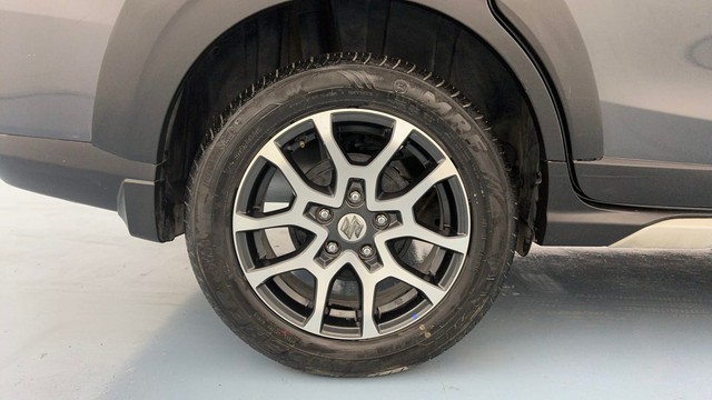 Second-hand 2023 Maruti Suzuki XL6 Zeta for sale in Lucknow-18