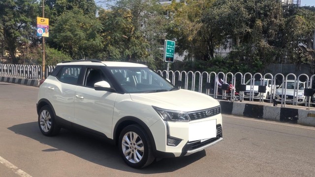 Mahindra XUV300 W8 AMT Diesel BSIV Second-hand 2019 Mahindra XUV300 W8 AMT Diesel BSIV for sale in Lucknow-5