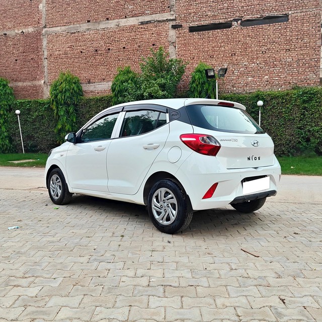 Second-hand 2020 Hyundai Grand i10 Nios Magna for sale in Gurgaon-4