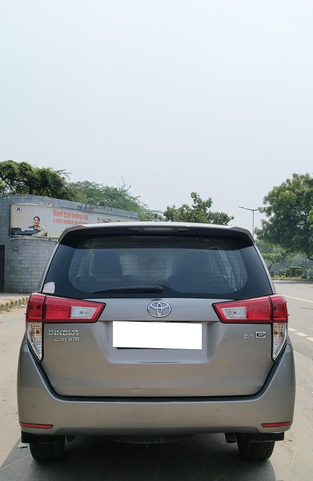 Second-hand 2020 Toyota Innova Crysta 2.4 G Plus 7 STR for sale in New Delhi-1