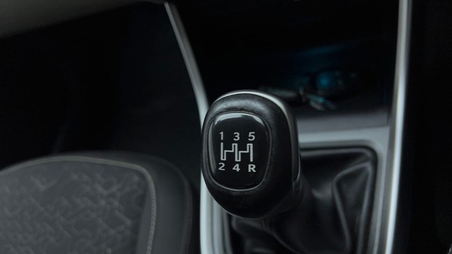 Second-hand 2023 Tata Altroz XZ for sale in Noida-12