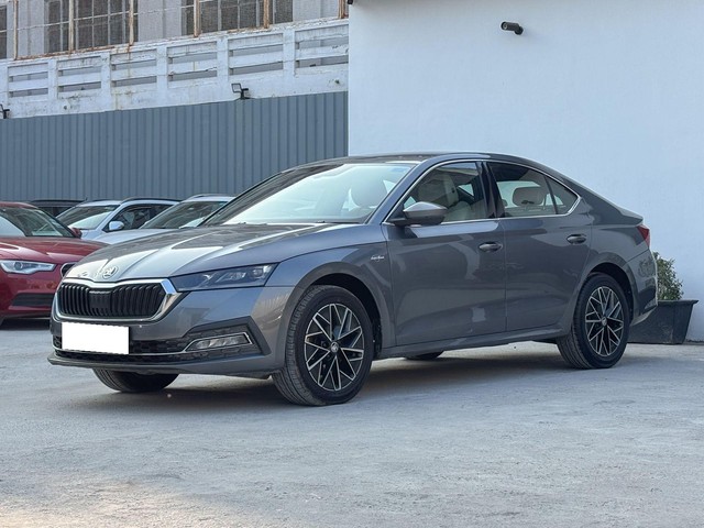 Skoda Octavia Laurin and Klement Second-hand 2022 Skoda Octavia Laurin and Klement for sale in New Delhi-2