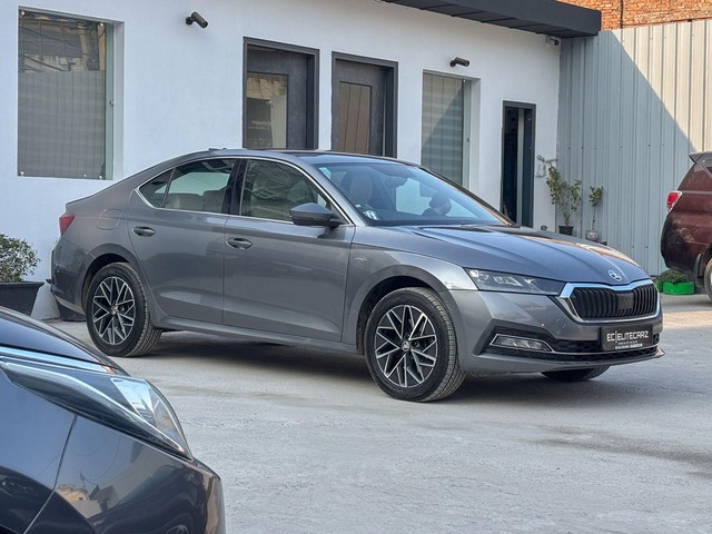 Skoda Octavia Laurin and Klement Second-hand 2022 Skoda Octavia Laurin and Klement for sale in New Delhi-6